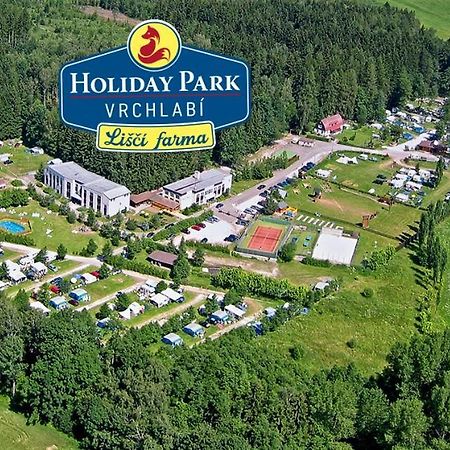 Holiday Park Vrchlabi - Lisci Farma Екстер'єр фото