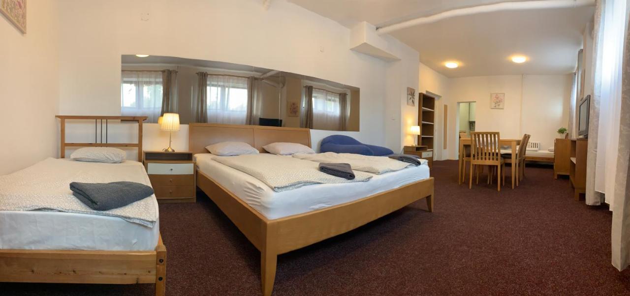 Holiday Park Vrchlabi - Lisci Farma Екстер'єр фото