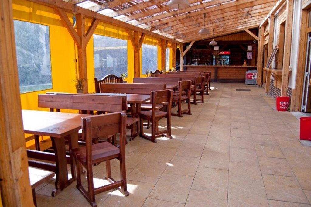 Holiday Park Vrchlabi - Lisci Farma Екстер'єр фото