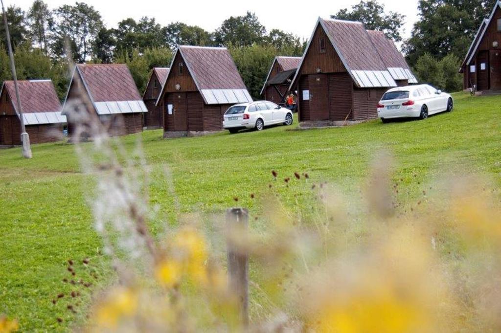 Holiday Park Vrchlabi - Lisci Farma Екстер'єр фото